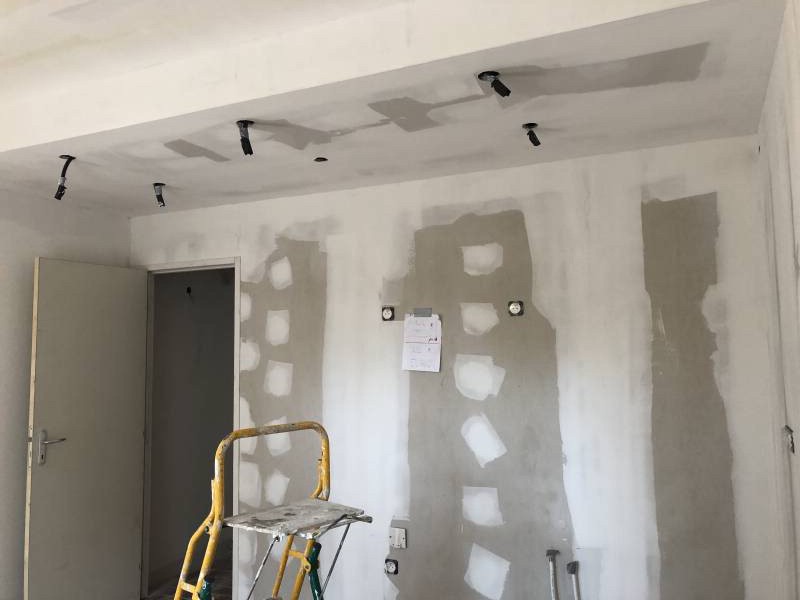 Rénovation peinture et sols souples de logements sur la commune de Rognac