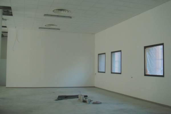 Pose de faux plafonds en dalles isolantes 600x600 sur la commune de La Ciotat