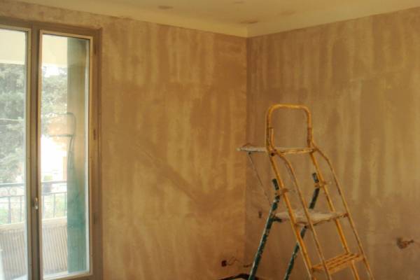 Remise en peinture de l'ensemble d'une villa à Calas